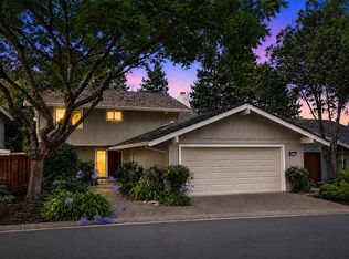 2042 University Park Dr, Sacramento, CA 95825