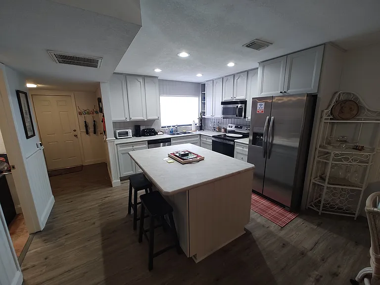 5230 S View Point — Photo 3