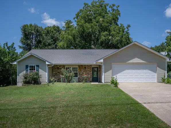 2101 Averitt Ave, Mena, AR 71953