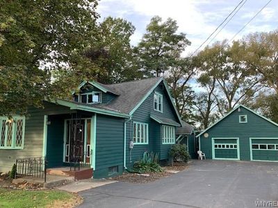 10875 S Roberts Rd, Dunkirk, NY, 14048