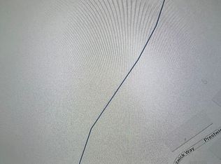 1 Aztec Ct, Edison, NJ 08820