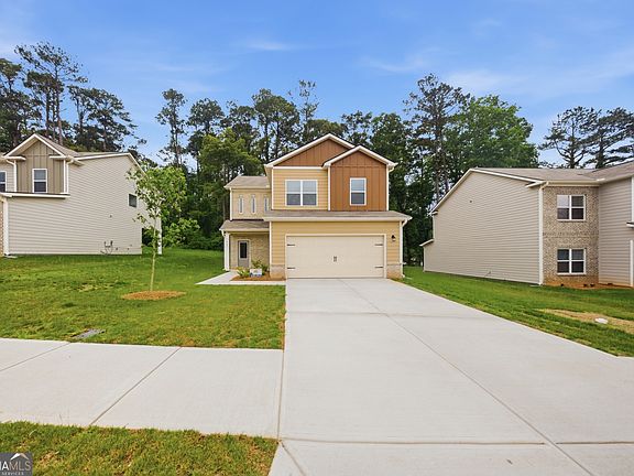 2nd image of 427 Windy Ln