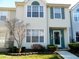 56 Kensington Ct UNIT 7, Freehold, NJ 07728