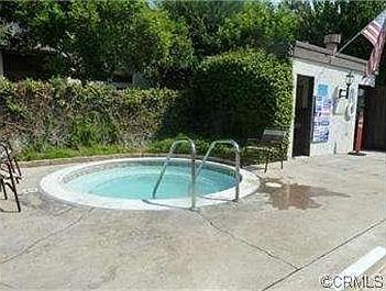 5th image of 590 W Huntington Dr Unit D