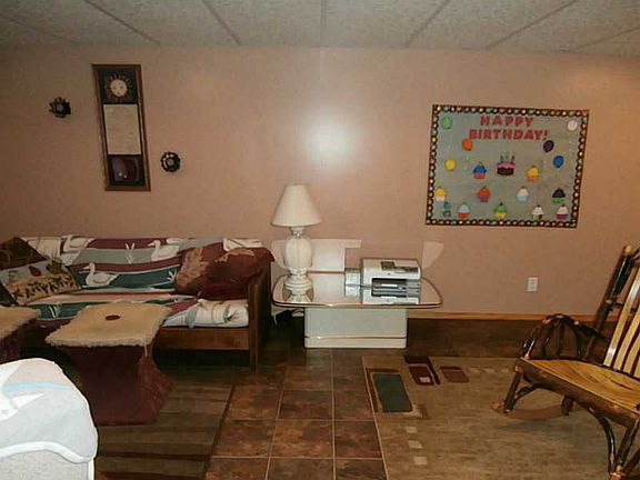 4th image of 11163 Willow Dr