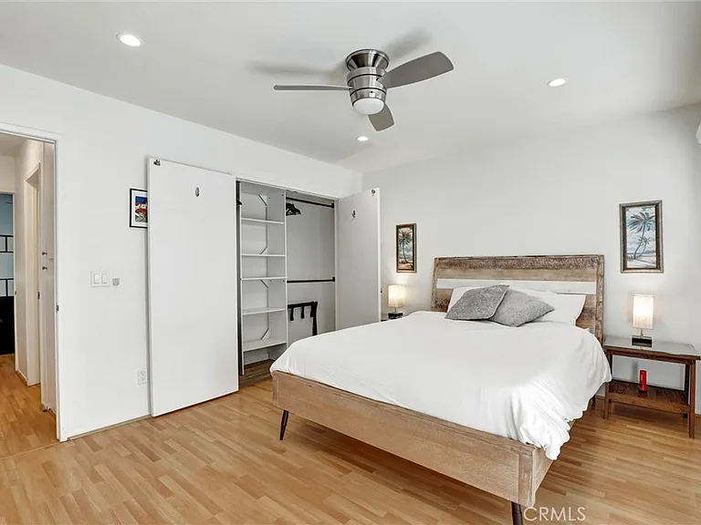 257 Avenida Del Mar #4 — Photo 20