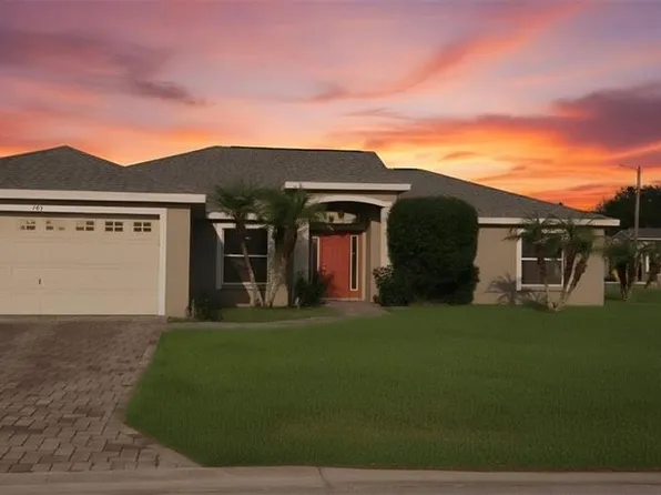 265 Majestic Gardens Ln, Winter Haven, FL 33880