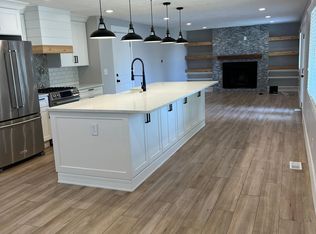 7638 S Silver Lake Dr, Salt Lake City, UT 84121