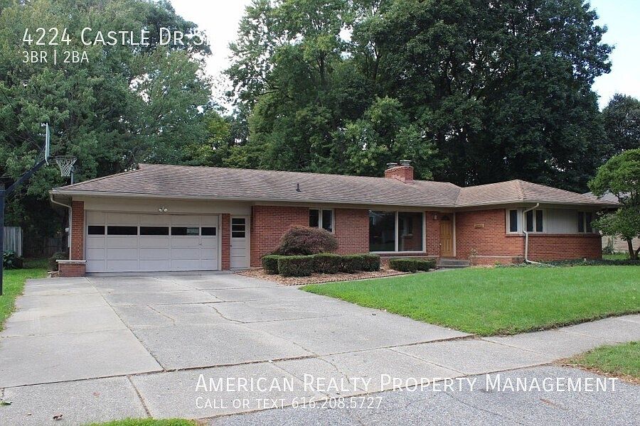 1st image of 4224 Castle Dr SE