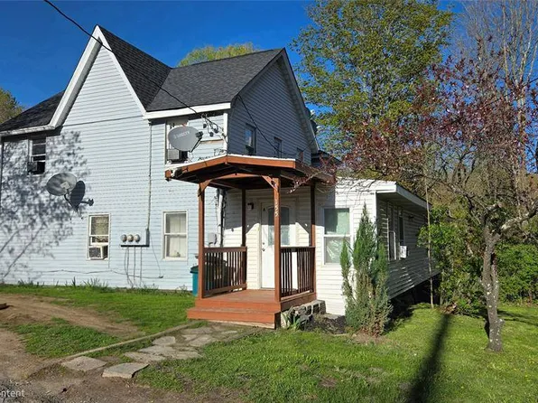 155 Huckleberry Tpke, Wallkill, NY 12589
