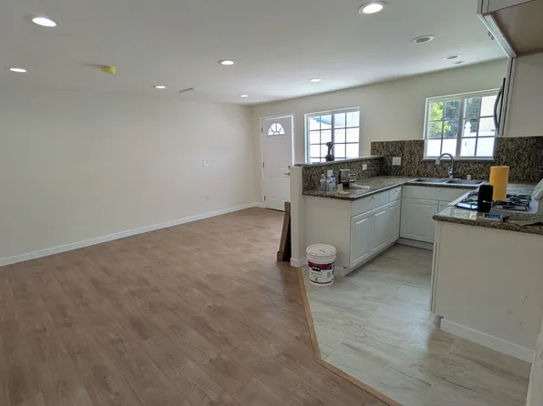 10844 Odell Ave, Sunland, CA 91040