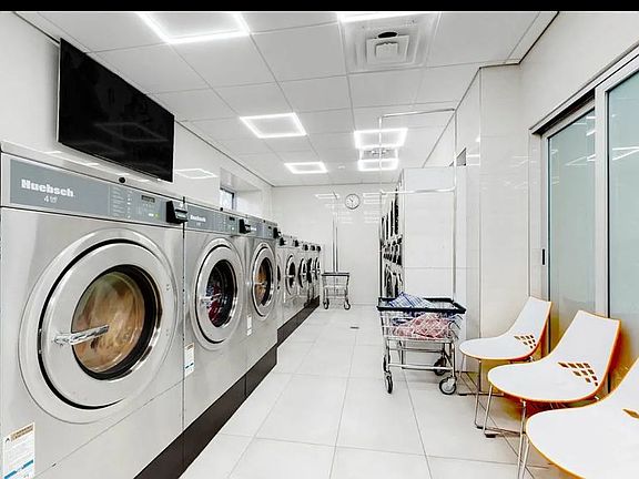 3rd image of 601 Surf Ave APT 11