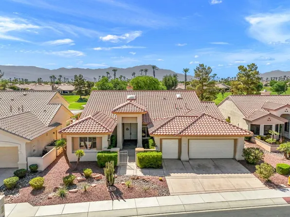 37203 Pineknoll Ave, Palm Desert, CA 92211