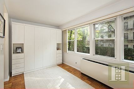 5th image of 520 E 76th St APT 2A