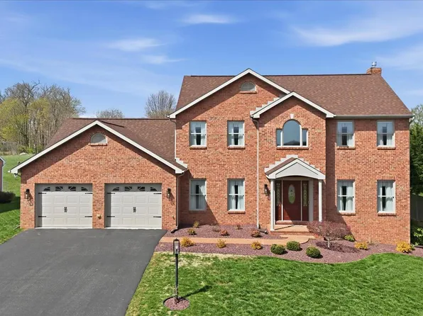 220 Montclair Ct, Hagerstown, MD 21742