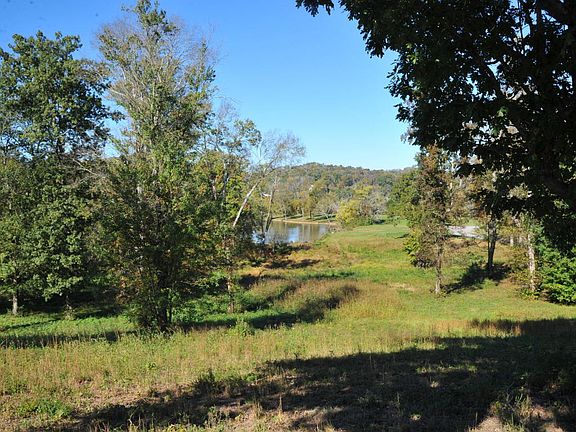 5th image of Jackson Bend Dr
