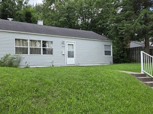 1719 Lincoln Rd, Bettendorf, IA 52722