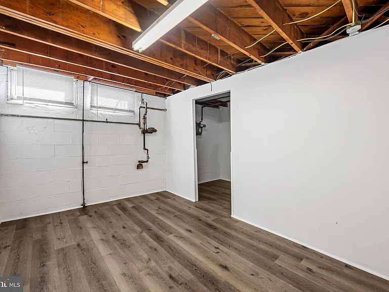 7520 Durwood Rd — Photo 22