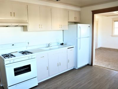 8803 Canby Ave, Northridge, CA, 91325