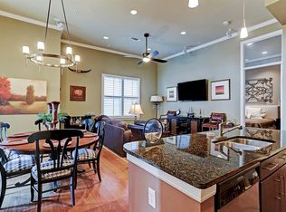 300 Saint Joseph Pkwy APT 426, Houston, TX 77002