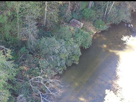 2nd image of LT 95 River Oaks Cir
