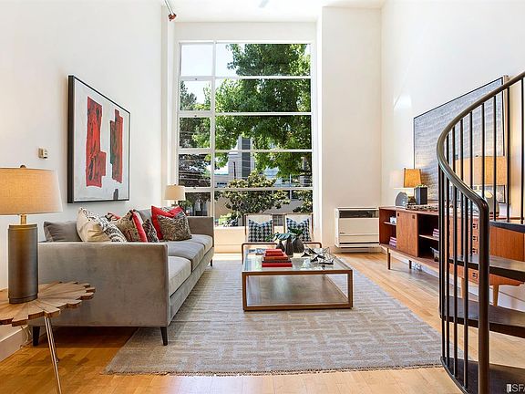 3rd image of 699 Pennsylvania Ave APT 3