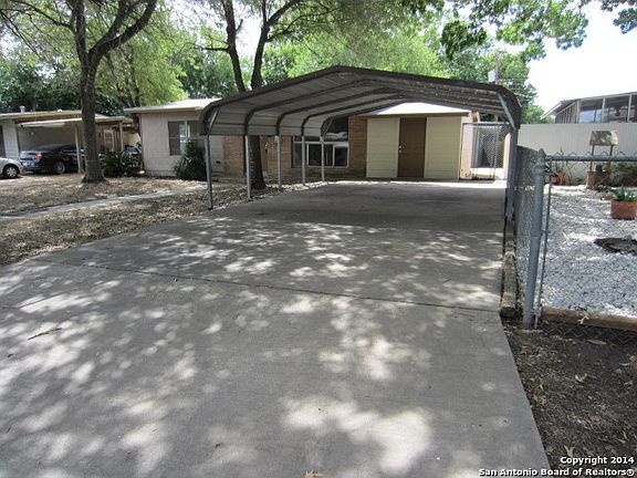 2nd image of 438 E Congress Ave