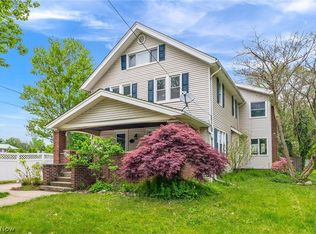 235 6th St, Elyria, OH 44035