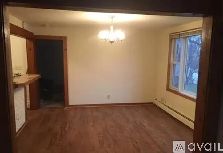2911 Grand St NE #2 — Photo 7