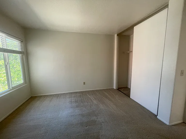 6124 Fleetwood Ln — Photo 17