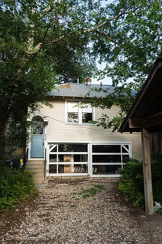 1609 Alameda Dr Photo 1