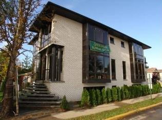 6700 W Forest Preserve Dr, Harwood Heights, IL 60706