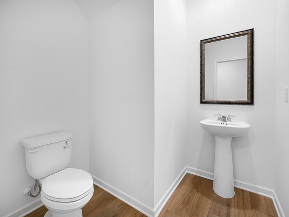 Peeksville Landing H S46 Portland 24