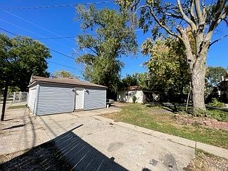 3rd image of 1838 S 18th Ave