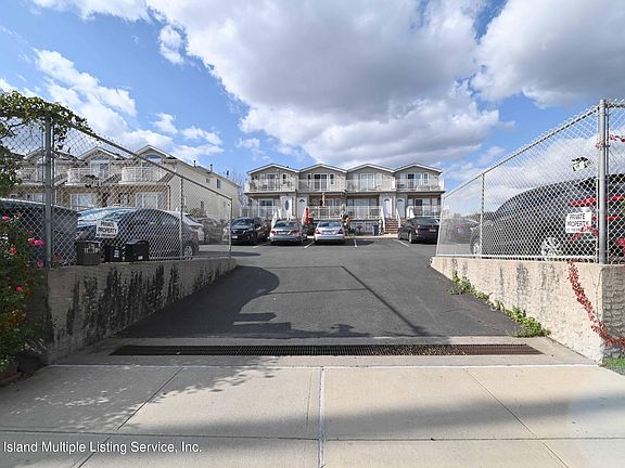 2nd image of 475 Father Capodanno Blvd