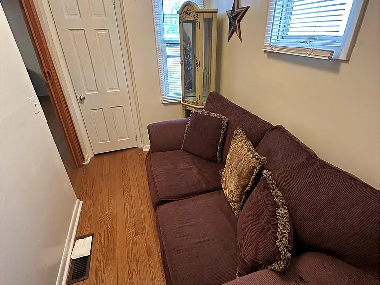 5 Hamilton St #1 — Photo 10