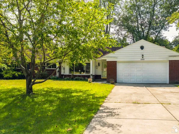1561 Meadowbrook Way, Temperance, MI 48182