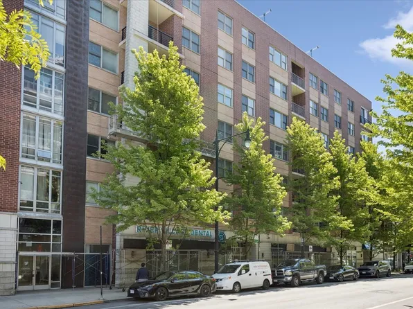 873 N Larrabee St APT 312, Chicago, IL 60610