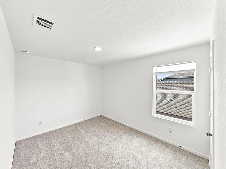 233 Pastar Fls — Photo 27