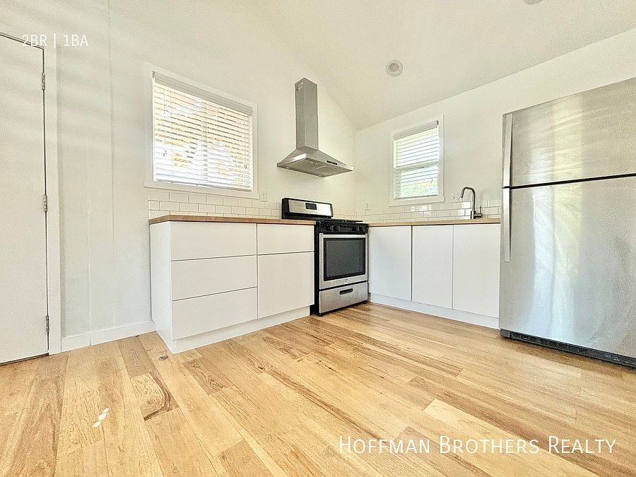 1st image of 131 S Avenue 55 #1/4A
