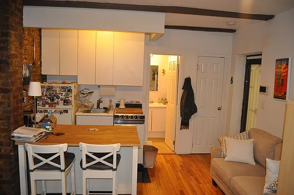 Rented by Sky Management | media 31