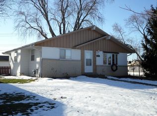 5731 W Bottsford Ave, Greenfield, WI 53220