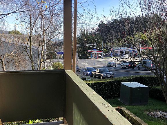 4th image of 620 Serramonte Blvd APT 3