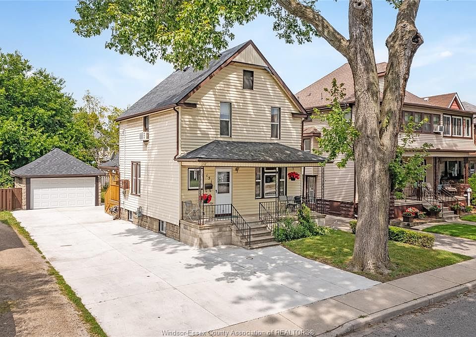 1st image of 151 Curry Ave