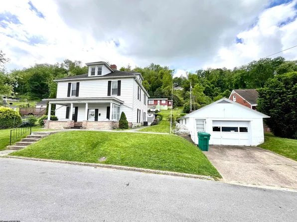 1621 Hoffman Ave, Clarksburg, WV 26301