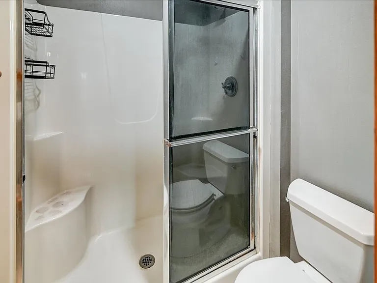 400 Muirfield Ct — Photo 32