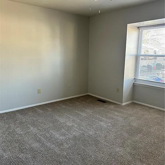 1537 Darren Cir — Photo 4
