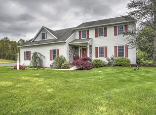 2393 N Penryn Rd, Manheim, PA 17545