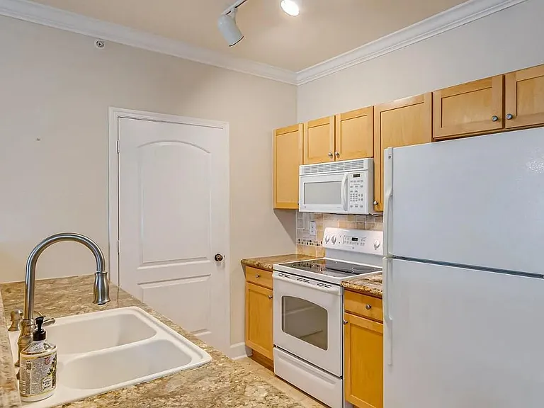 6450 Borasco Dr #3707 — Photo 15