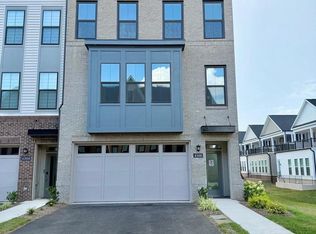 43016 Debonair Ter, Ashburn, VA 20148